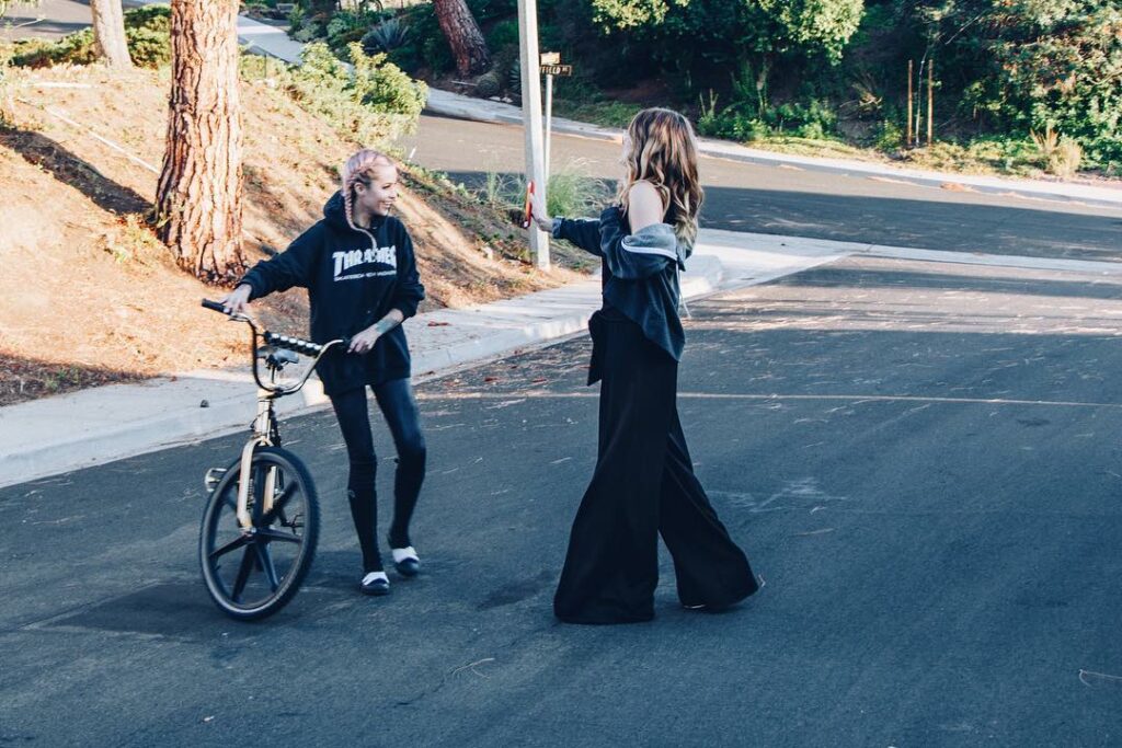 when @carahfaye shoots the music video for Gold Plated and you crash the shoot t...