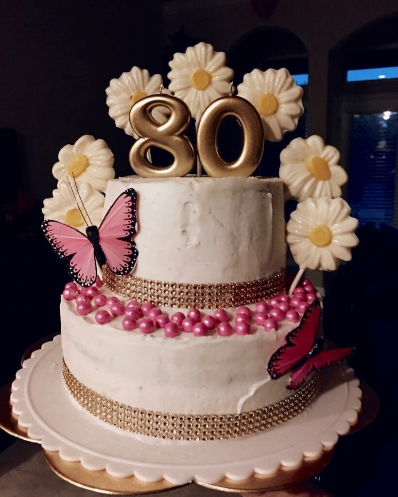 Debby Ryan: GUYSSSSS I got to help my mom make this cake for my grandma’s birthday, and be w… GUYSSSSS I got to help my mom make this cake for my grandma’s birthday, and be w...