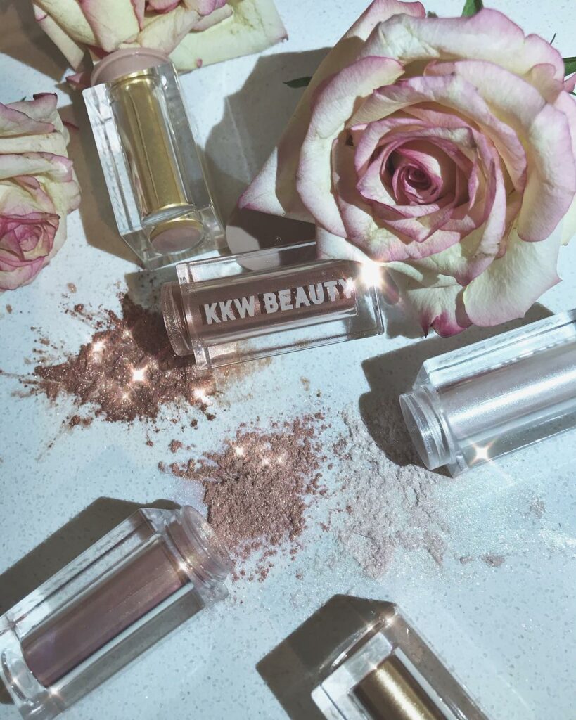 2 days until Ultralight Beams shimmers, highlighters & glosses launch on kkwbeau...