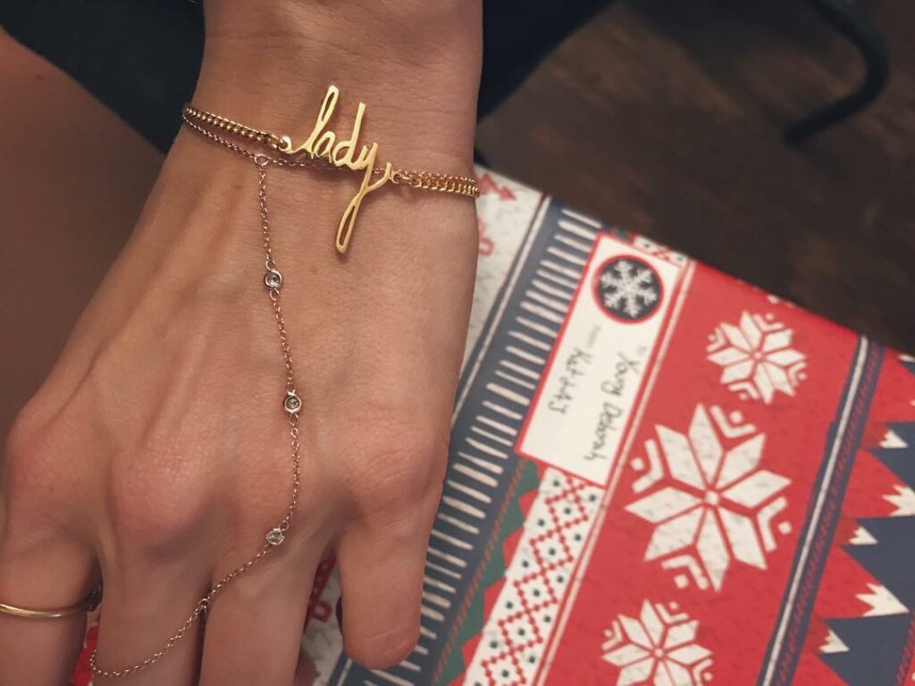 really special gift from Kimmy.  thankful that thoughtful friends make me wanna ...