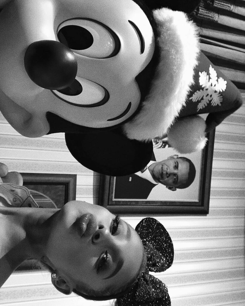 happy holidays from my family to urs...