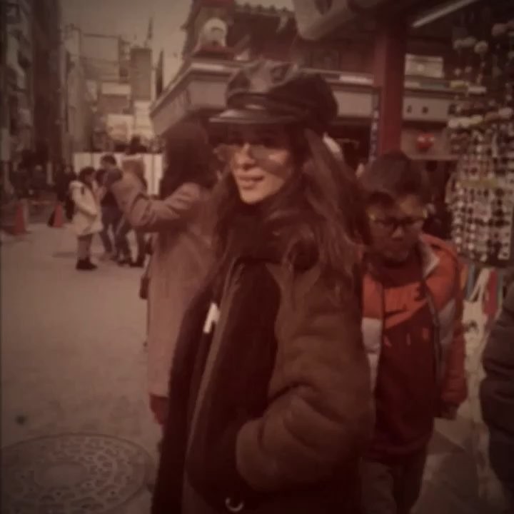 ネヴァー・ビー・ザ・セイム ...