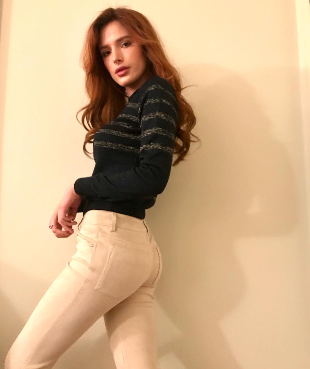 Bella thorne ass