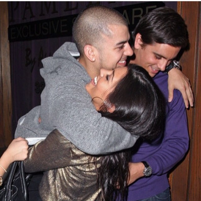 Happiest of happy birthdays to my little baby brother Roberto. Your soul shines ...