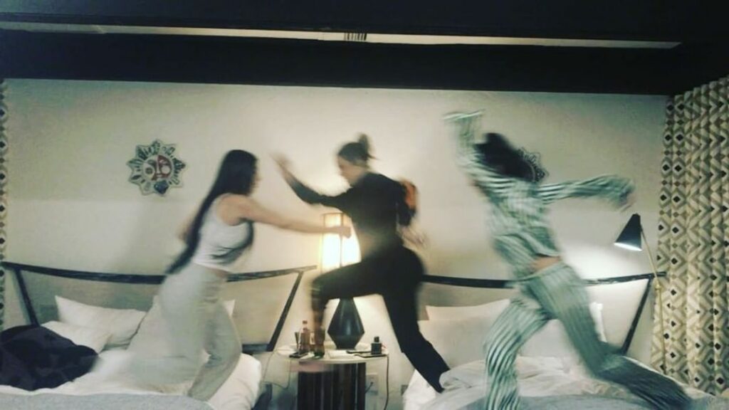 Sister morning! @kimkardashian @khloekardashian...