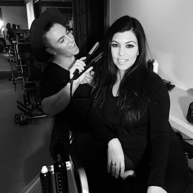 Hair party with @thescottycunha. You can now buy @kbeautyhair at  as well as #UL...