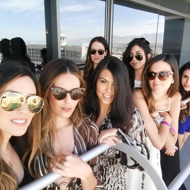 #brunettesonfleek #youcantsitwithus #vegasbaby...
