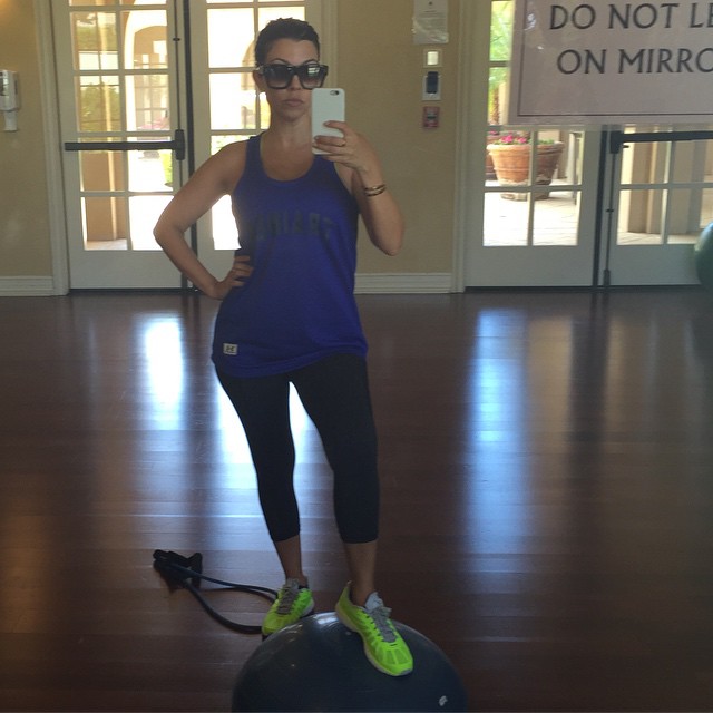 Gym selfie.  Thanks @robkardashian for my new shoes!...