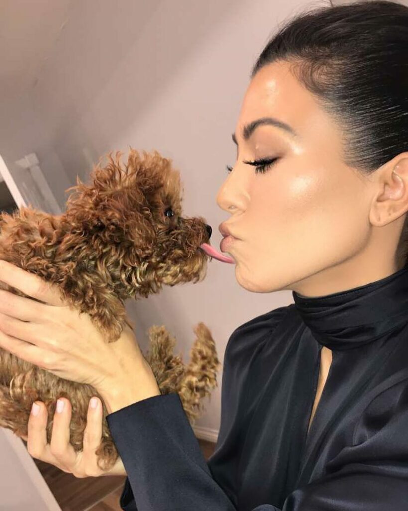 Morkur Kourtney...