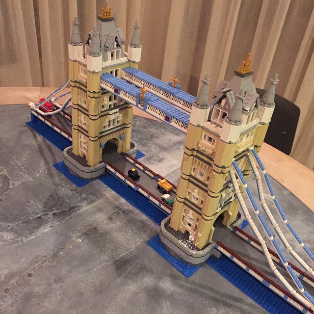Of course @kimkardashian bought us the LEGO box with the most pieces in the enti...