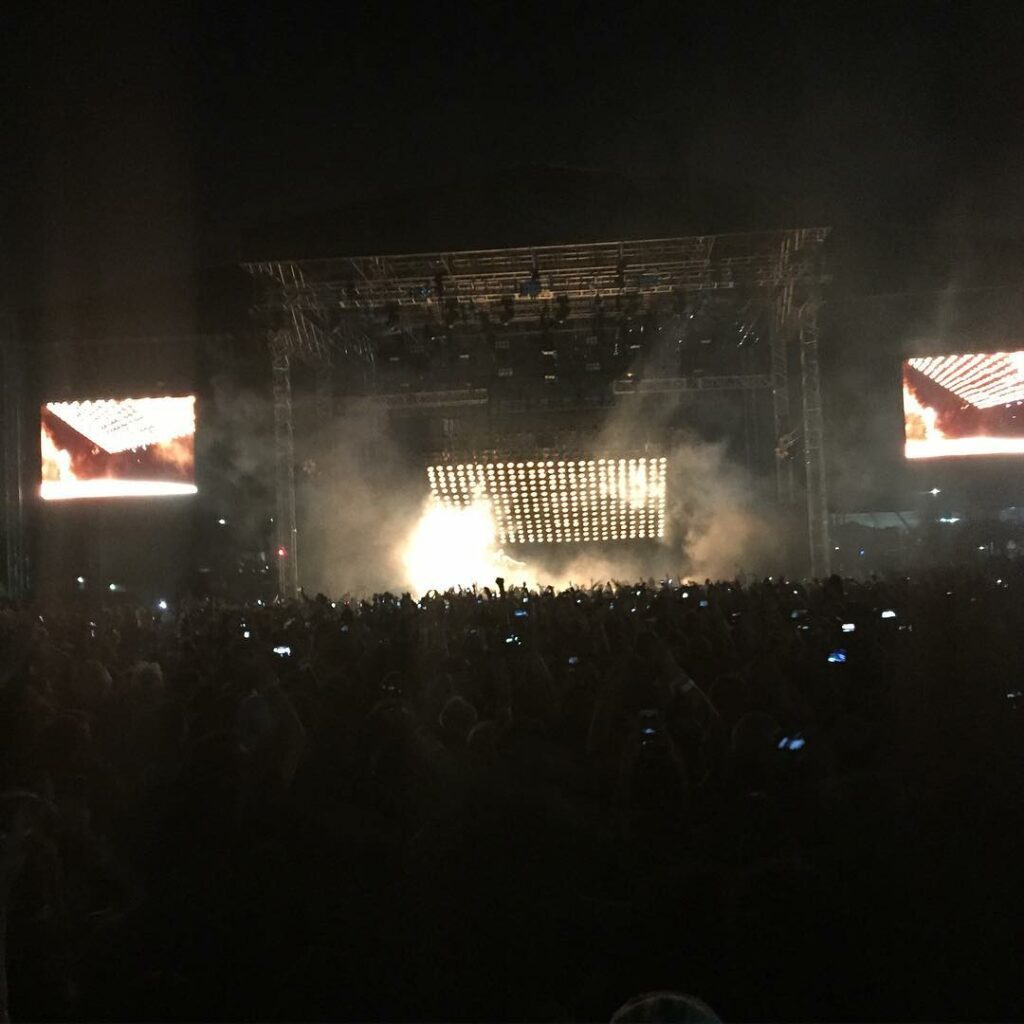 Kanyeezy....