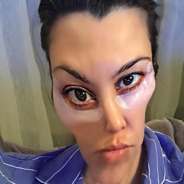 Eye mask selfie on my Friday night. No photoshop involved, just pure beauty....