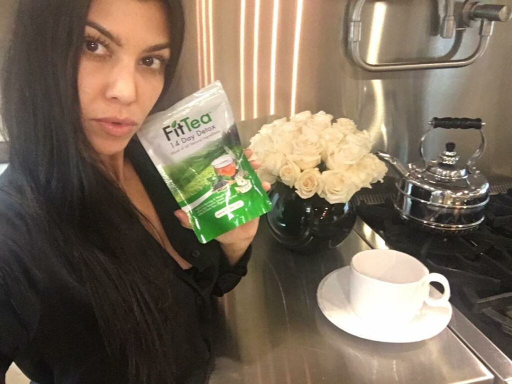 #ad Starting my new year right with a cup of @FitTea Who is joining me?! #teatim...
