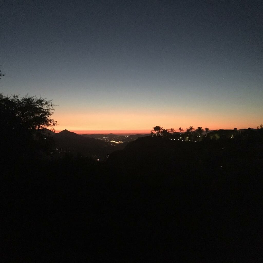 And hey babe the sky's on fire...