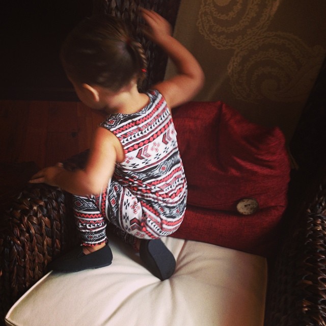 A @kardashiankids kind of morning. At @babiesrus on Sunday!...