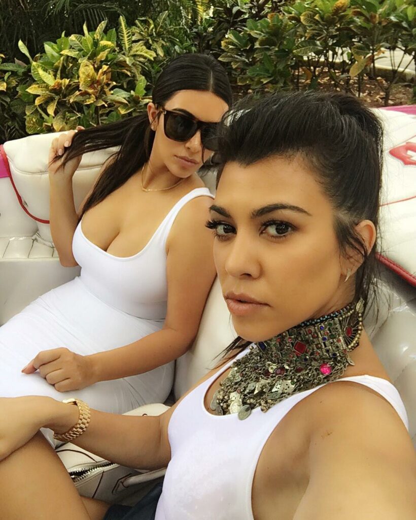 Las hermanas en Cuba....
