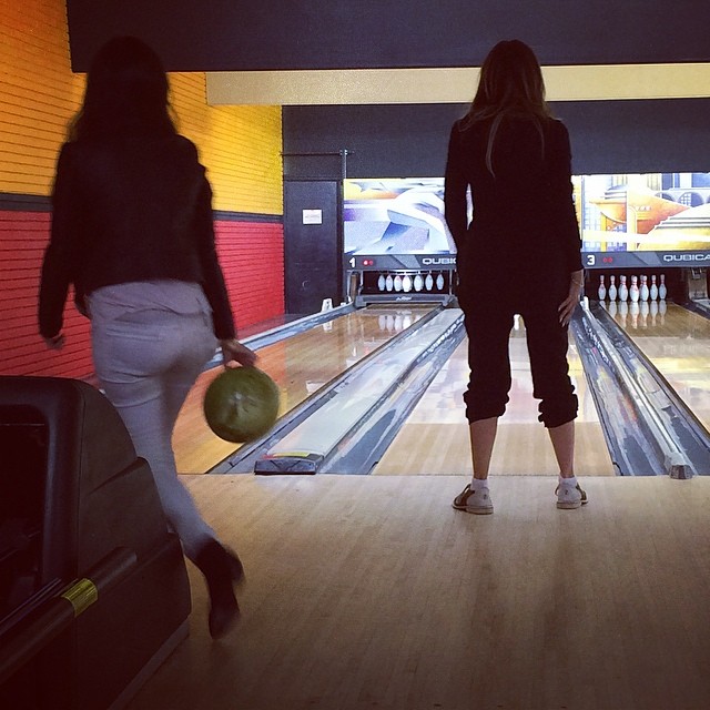 Getting my bowl on with @khloekardashian  Photo credit @imforeverkhadijah ...