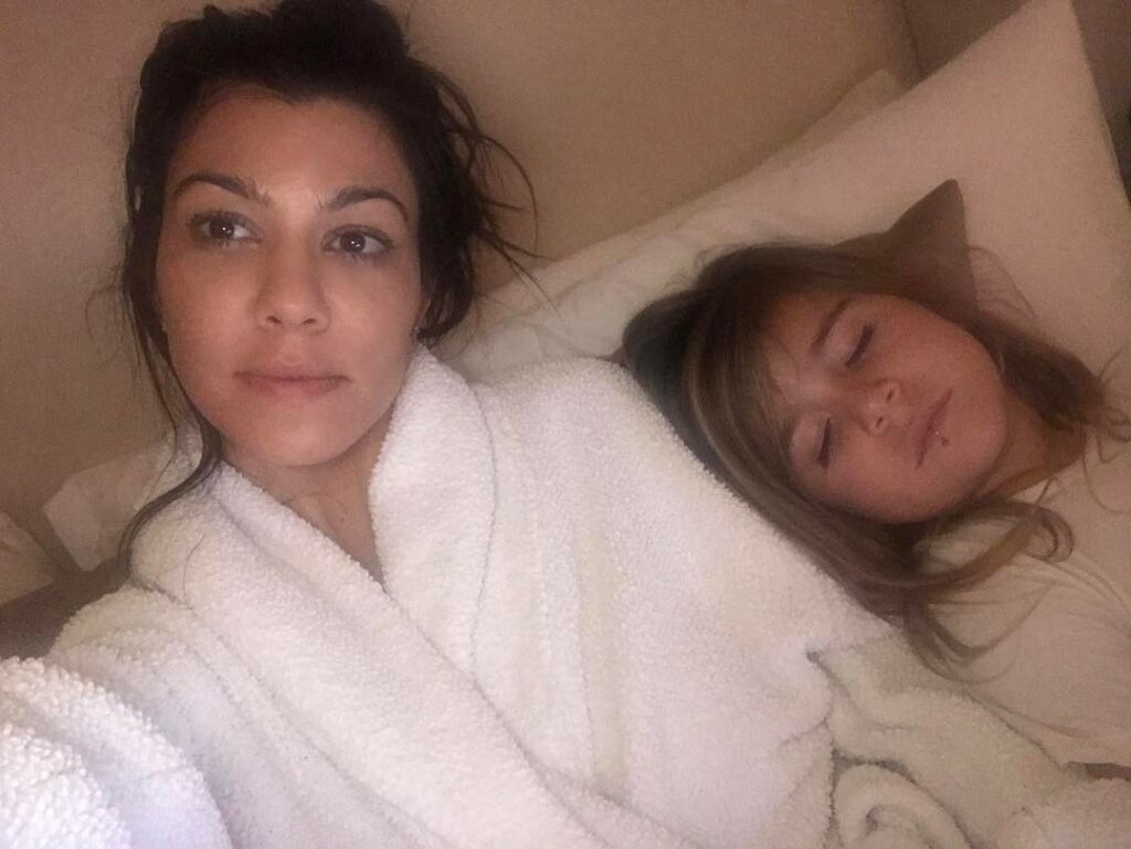Our Oscar Sunday. Yes, that's a lip ring. Thanks @kimkardashian...