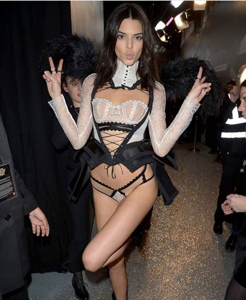 My angel. #VSfashionshow...