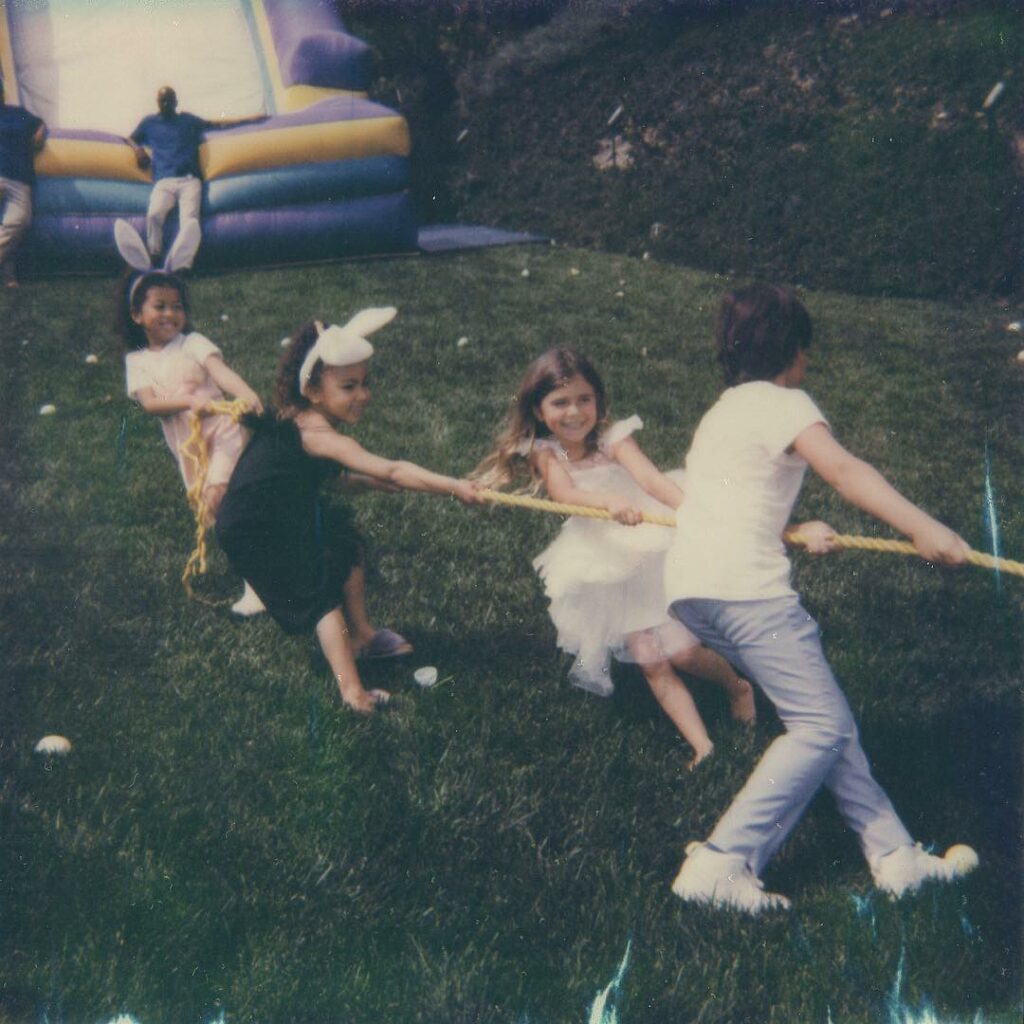 Tomorrow morning all of my Easter pics will be on my app...