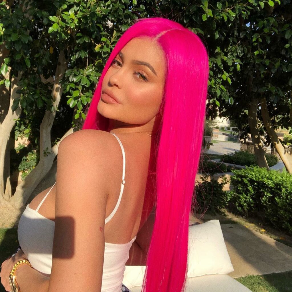 I’m not a regular mom I’m a cool mom...