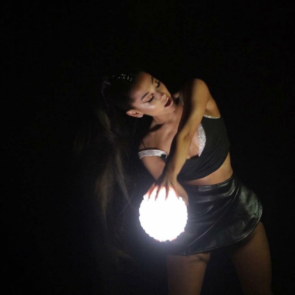 ♡ ...
