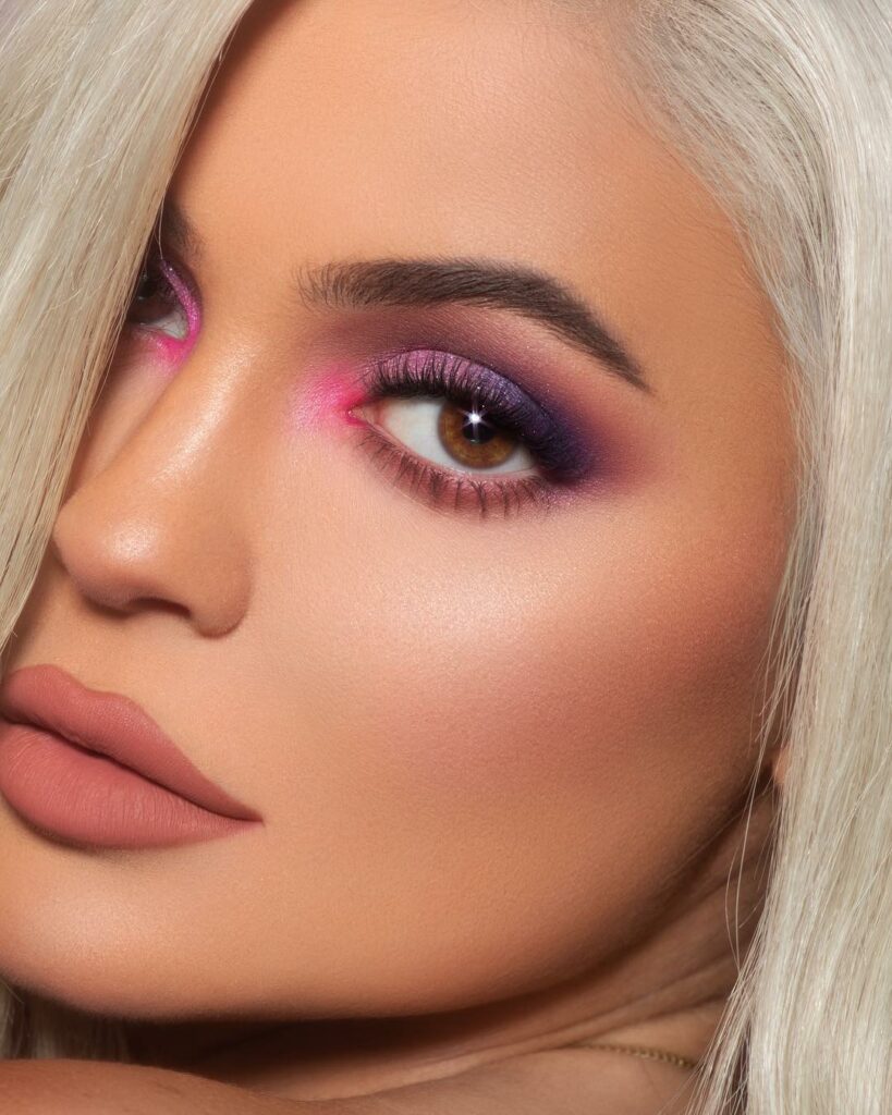 birthday glam using my new 21 eyeshadow palette, Queen Matte Lip from my bday mi...