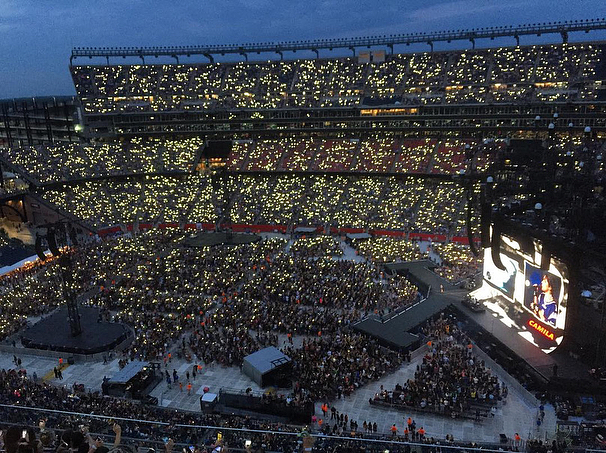 Massachusetts, i can’t believe how amazing this crowd was!!! i saw so many peopl...