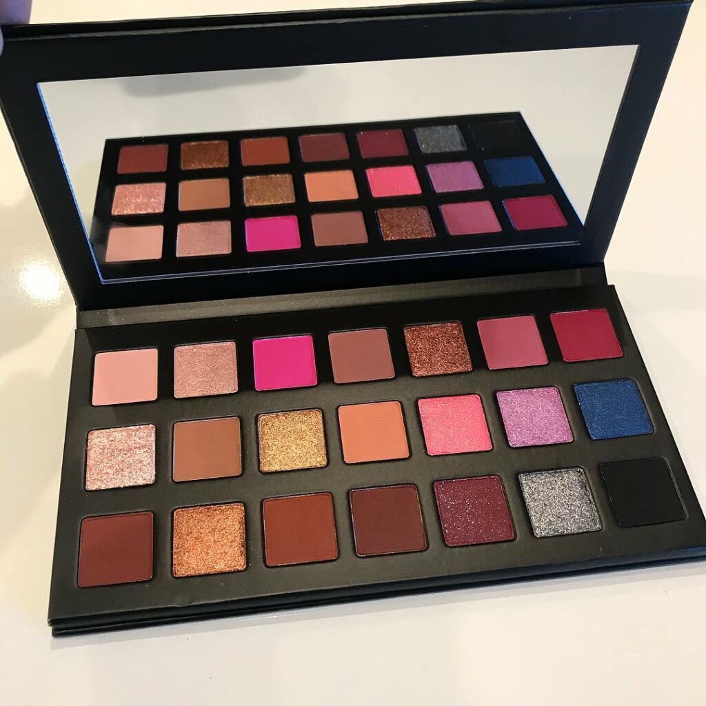 hi beautiful!  21 shades for the #21COLLECTION launching August 6th!  see the re...