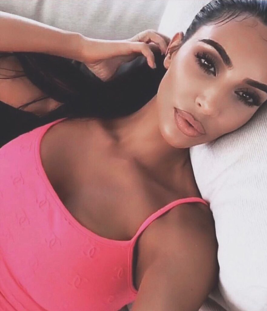 Love this glam using the Classic Collection palette with Peach 1 Lip and Nude li...