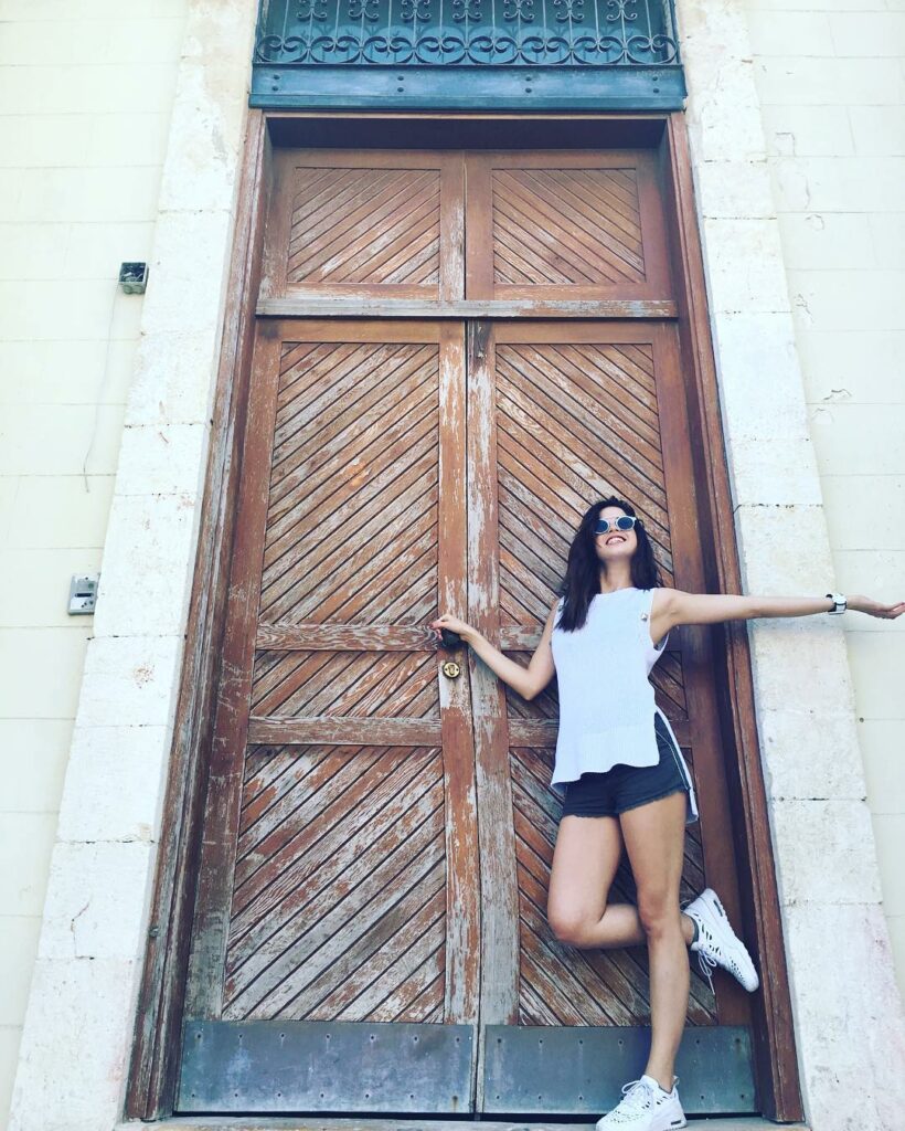 Hola Israel !  @delaostiadesign acompañándome !  #Telaviv #israel #projectupload...