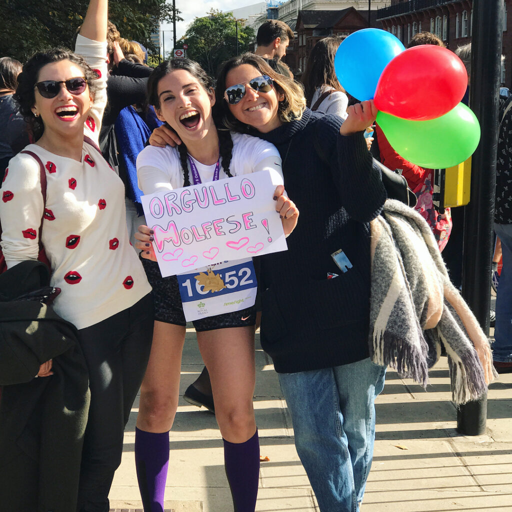 Cande Molfese: Ahora si después de este día increíble me voy a feliz! Corrí mis segundos 21k q… Ahora si después de este día increíble me voy a feliz! Corrí mis segundos 21k q...