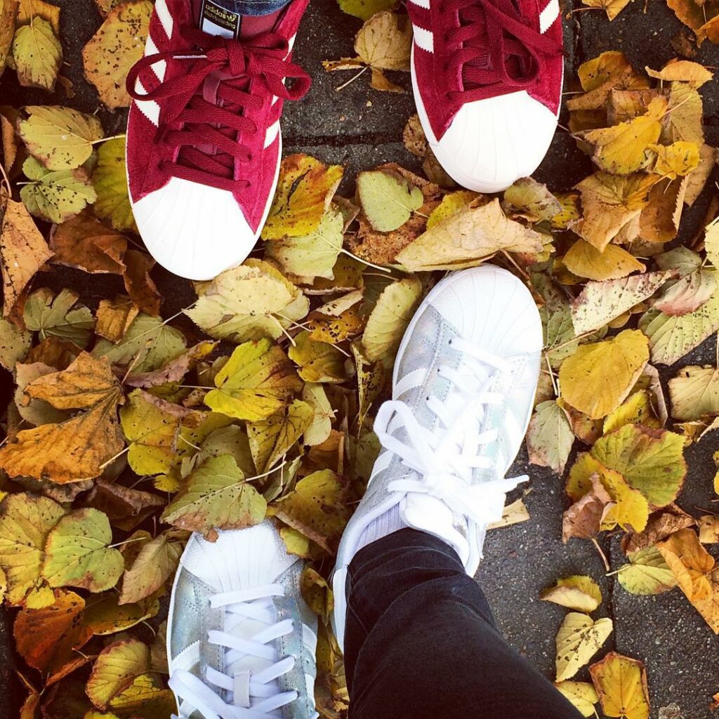 De paseo con mi gran amiga @soyalbariconavarro mismas zapas #cancheras  invierno...