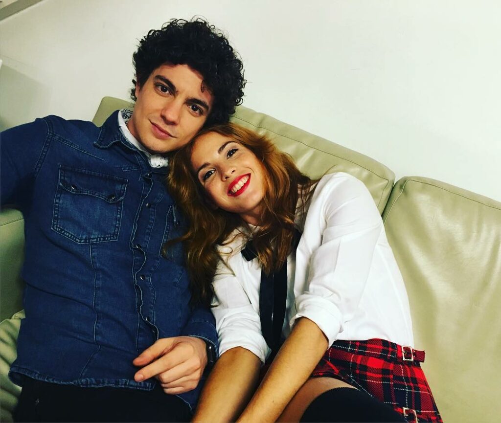 Ya estamos con @facugamba listos para @fansenvivo prendete en fansenvivo.tv
...