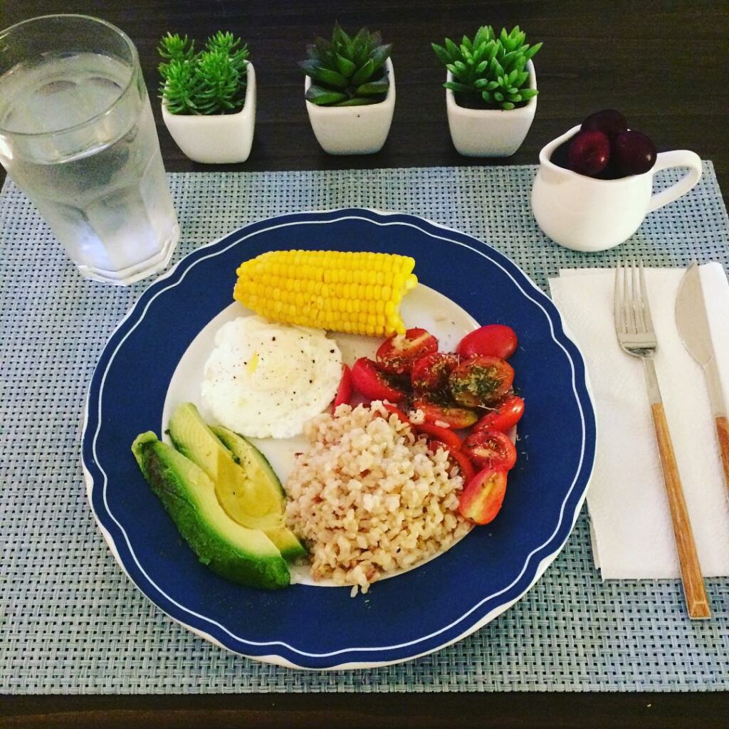 Y así me cocine de rico !!! Cena romántica conmigo misma 
 maíz hervido (soy fan...