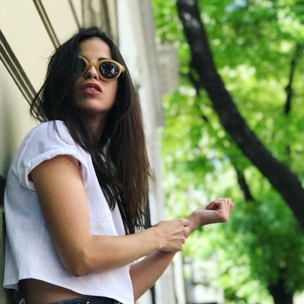 Domingo domingasooooo!  día de  a disfrutarlo! Ustedes que tul!?
Yo acabo de ter...