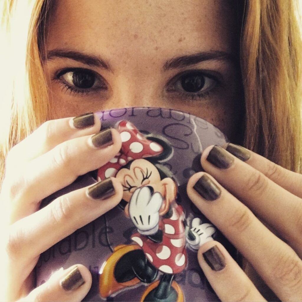 Levantarse, desayunar y arrancar el día! Lista para ir a entrenar! Feliz lunes p...