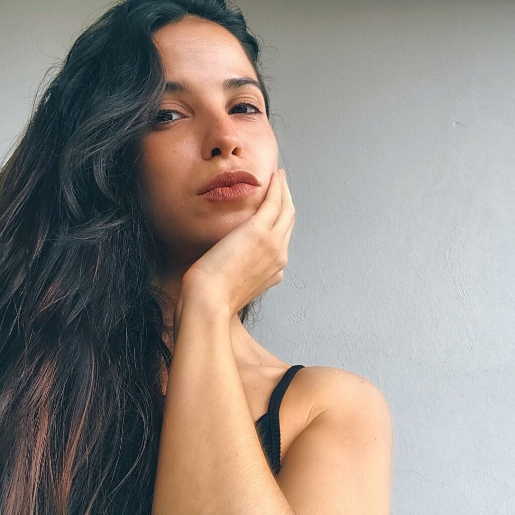 Buen comienzo de semana para todos ! Salió selfie 
Como arrancaron este lunes? Y...