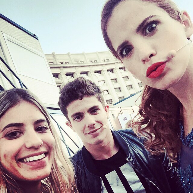 Buen día amigos!!!! Con estos dos lindos que quiero tanto!  @barbaritaj @facugam...