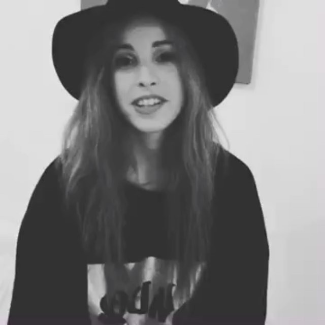 Atención!  ya pueden buscarme en Fyuse mi usuario es Cande Molfese ¿Que es fyuse...
