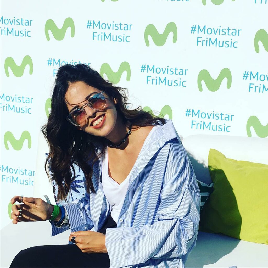 Fantástica tarde escuchando increíbles bandas haciendo temones de soda !  #Movis...