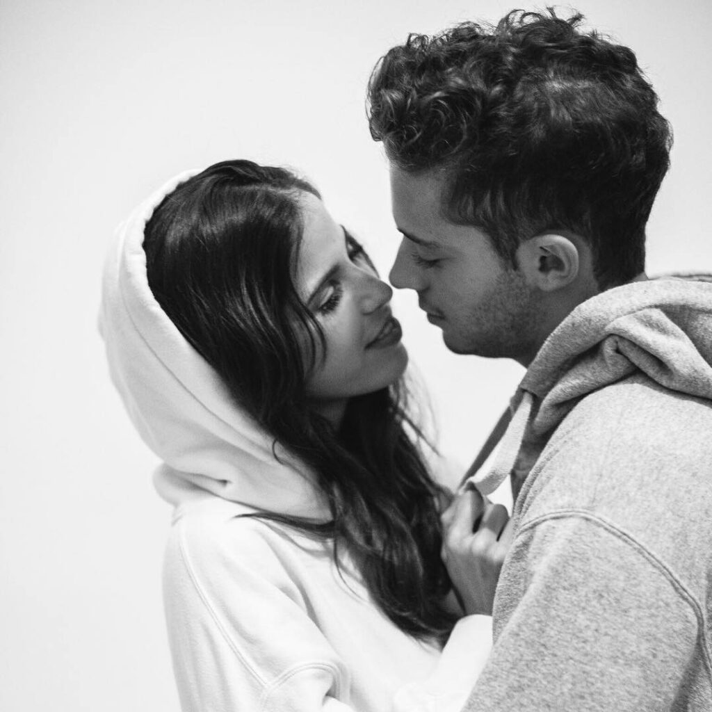 Buenas noches  @ruggeropasquarelli  @anitathomasph 
Descansen amigos ! Gracias x...
