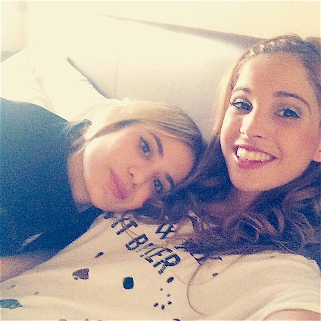 Entre show y show ! #ViolettaLiveMendoza  @barbaritaj...