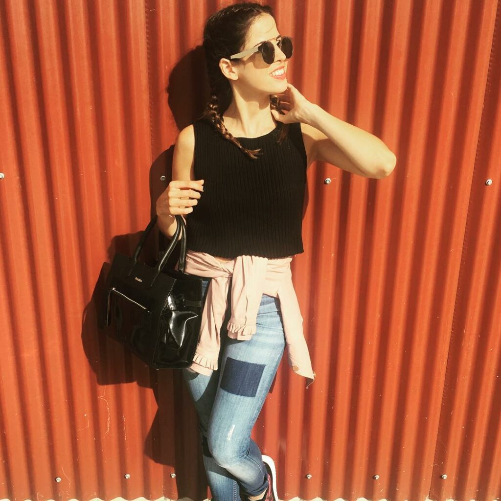 Buen Día! Feliz viernes a todos y todas ! Como arrancan hoy ?  Yo un día cargadi...
