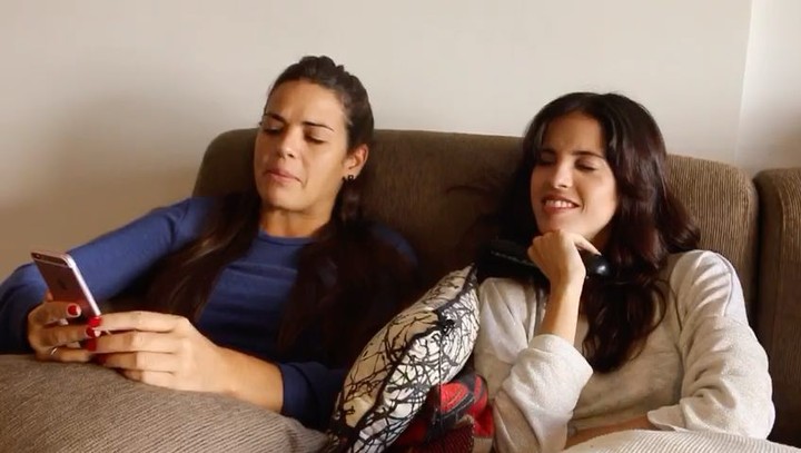 Siempre está esa amiga que te tira abajo al pibe que te gusta y al final se lo q...