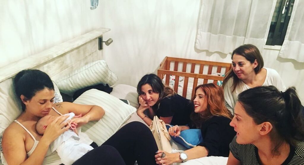 Todas con el!  amor de hermanas, amor de sobrino  Buenas Noches! ...