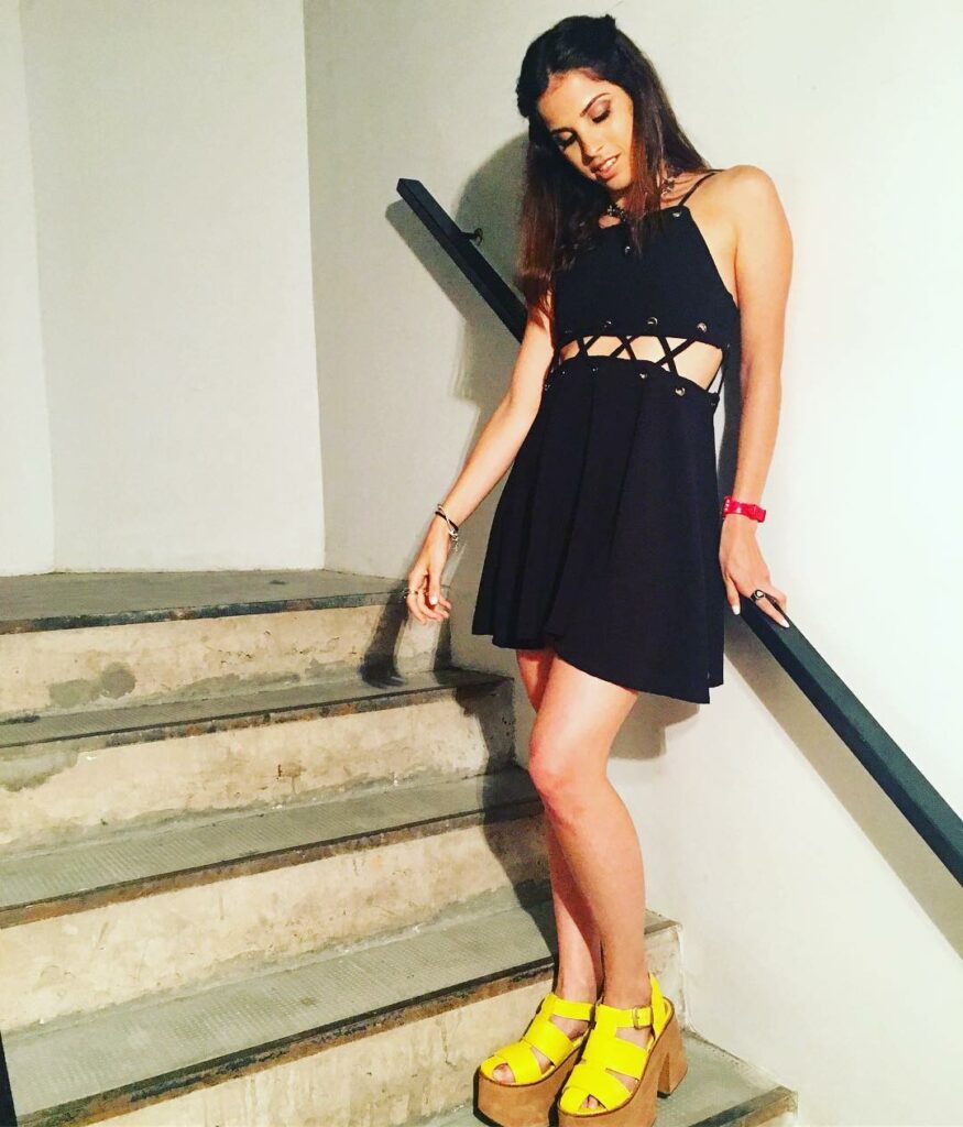 Se viene el programon de hoy con look @muaaoriginal  @miuxshoes ...