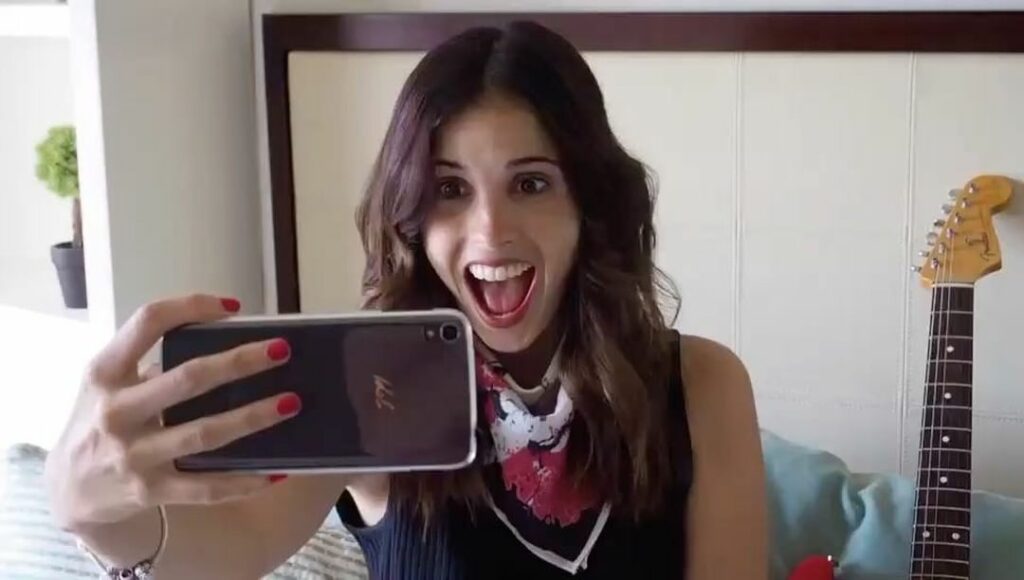 100% Reversible por donde lo mire!! Asi es mi #Alcatel #idol3 Yo estoy feliz con...