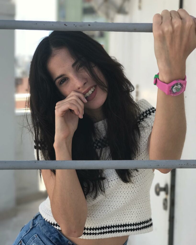 Que tul?? Como andan en este MIÉRCOLES de  Yo acá feliz de que el día esta divin...