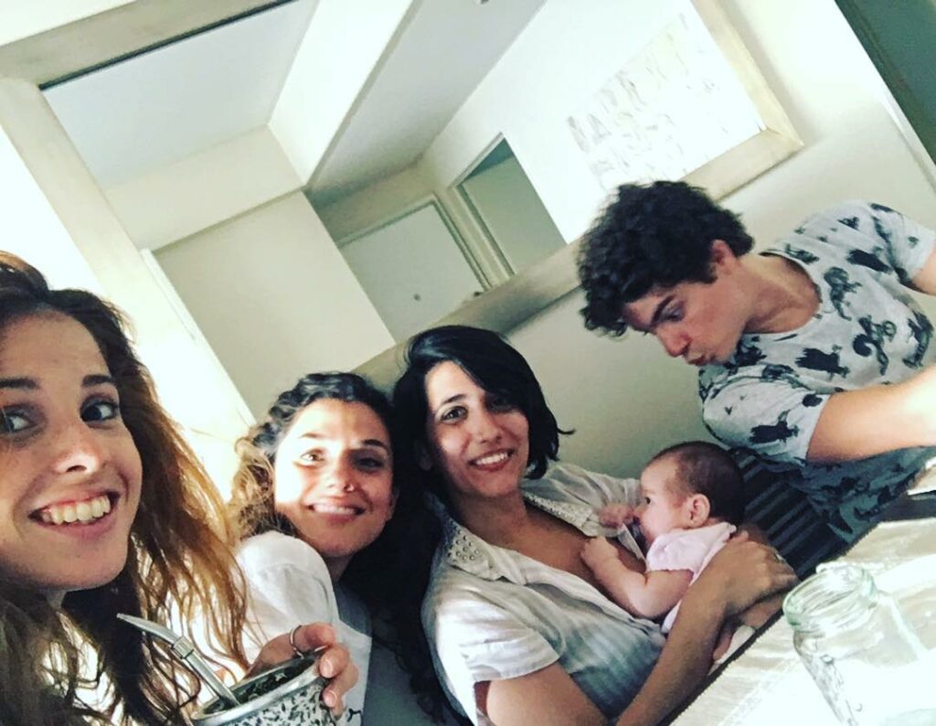 Momento de té y charlas con los más lindos!  @soyalbariconavarro @facugamba @mai...